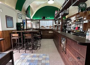 Bancone e sedie bar, pub ristorante