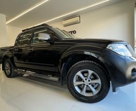 Nissan Navara 2.5 dci d.cab Sport Platinum Automat