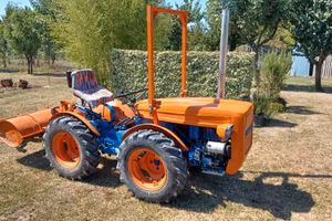 trattore carraro