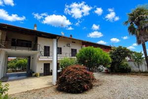 Villetta a schiera di 170 m² con 5 locali e box au