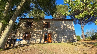Casale a Guardea