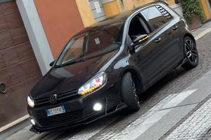 Volkswagen Golf 6 2.0 TDI 110 CV –