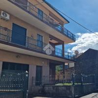 6 LOCALI A ACI BONACCORSI