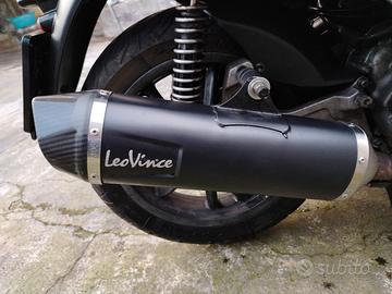 Beverly 300 ie tourer