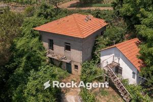Casa indipendente di 280 m² a Agerola