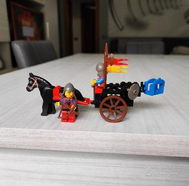 Piccolo LEGO 6022 Carro con cavallo. Anno 1984