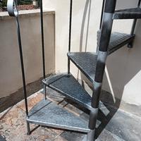 Scala a chiocciola in Ferro 