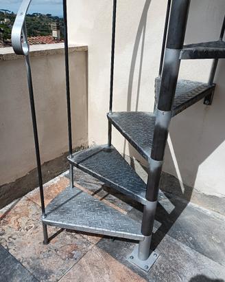 Scala a chiocciola in Ferro 