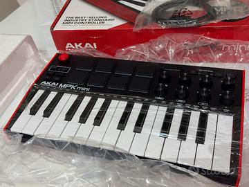 Akai Professional MPK Mini – Pari al Nuovo