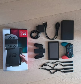 Nintendo Switch + Mario Kart 8 Deluxe