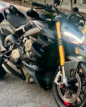 Ducati Streetfighter V4S