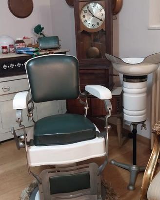 Poltrona da barbiere anni 50 con lavatesta