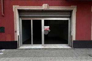 NEGOZIO A CHIAVARI
