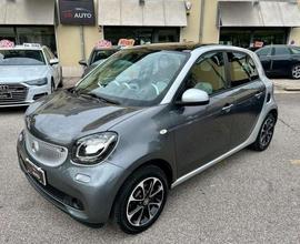 smart forFour NEOPATENTATI 1.0 Passion 71cv TETTO