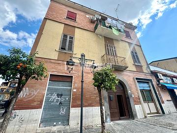Appartamento al primo piano in Piazza Mercato