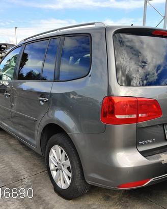 Vw touran 1t3 1.4 tsi ecofuel 150cv ricambi