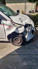 Fiat 500 da riparare