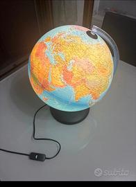 Mappamondo luminoso
