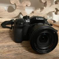 Panasonic GH4 con obiettivo