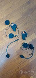 coppia auricolari e microfono da moto