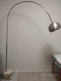 Lampada ad arco