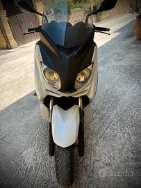 X-MAX 250 bianco
