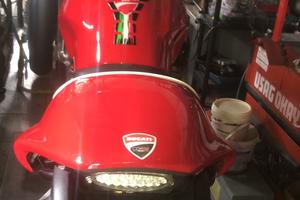 Ducati Monster 900 ie