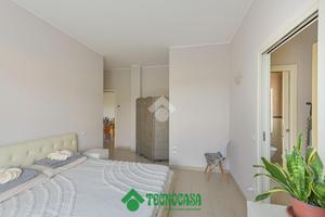 4 LOCALI A SARZANA