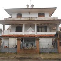 Villa indipendente/ portogaribaldi