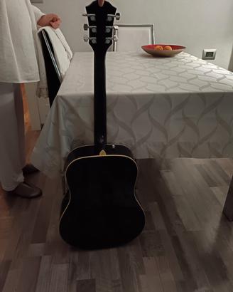 chitarra acustica fender 