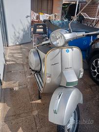 Vespa 125 PX 