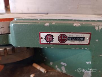 Troncatrice per legno da banco