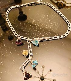 collana con pietre colorate vere