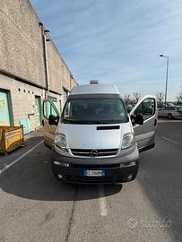 Opel vivaro tetto alto 2004