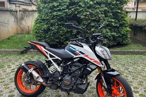 KTM Duke 125 -11/2023