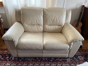 Divani in pelle  pieno fiore beige