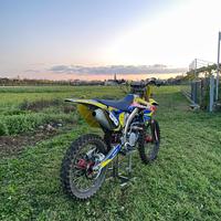 Suzuki rmz 250
