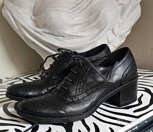 Scarpe oxford con lacci in pelle