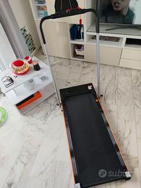 Tapis roulant elettrico salvaspazio