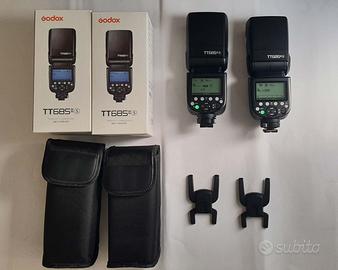 DUE Flash Godox TT685II-S + Accessori 