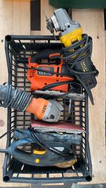 Smerigliatrice, seghetto alternativo e levigatrice