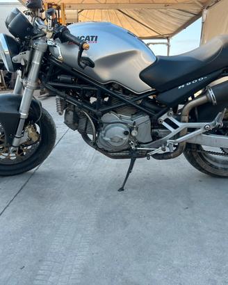 Ducati monster 900ie