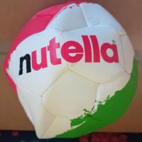 Pallone Nutella a tema bandiera tricolore italiana