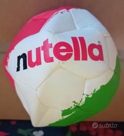 Pallone Nutella a tema bandiera tricolore italiana