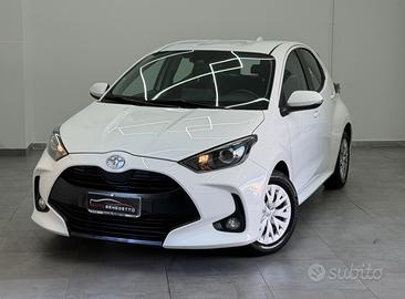 Toyota Yaris 1.0 5 porte Business 2023