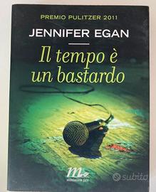 "Il tempo è un b..." di Jennifer Egan