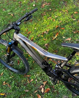 Bici Elettrica E-MTB Orbea Rise H10 2022 Tg L