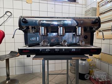 Macchina da caffè professionale 