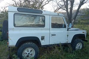 LAND ROVER DEFENDER 90 AUTOCARRO