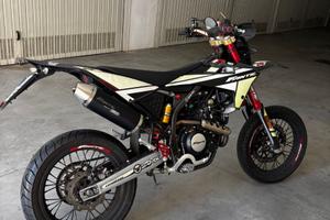 Fantic xmf 125 2021 competition